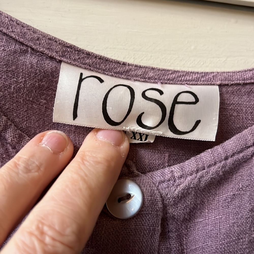 Linen top. - Picture 3 of 3